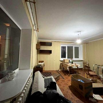 41823 Продаж 3к квартири на виставці , терміново