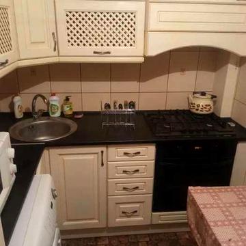 Терміново ! Здається 2 -кімнатна квартира р-н Балатону/ Шевченківський