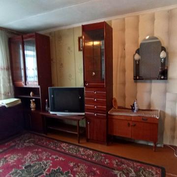 Корабелів просп., 12