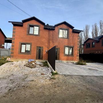 Продам дуплекс  з ділянкою •газ• світло • в чистовому та опаленням