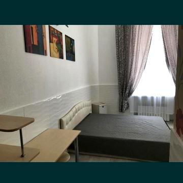 Базарна вул., 15