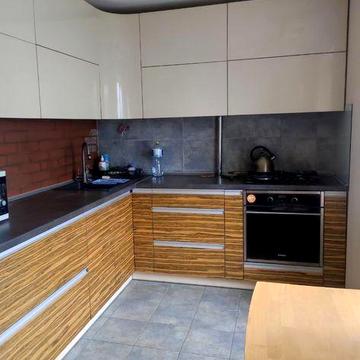 Сдам 2 х. ком.кв.Титова