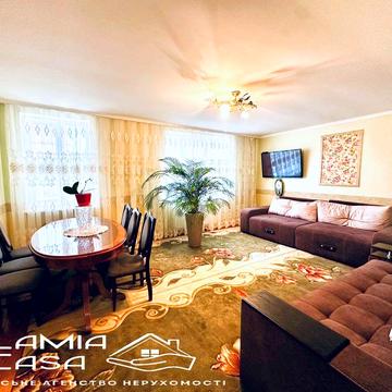 Продаж будинку на 2 родини з 2 різними входами. 3 хв від Г. Майдану