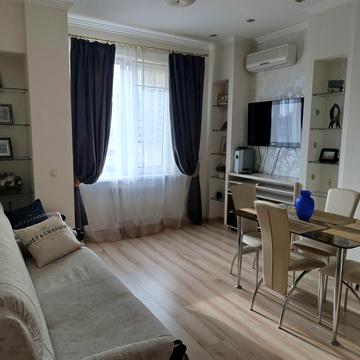 Європейська вул. (Карла Маркса), 90