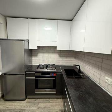 Здається 1к квартира біля лікарні Ацинус