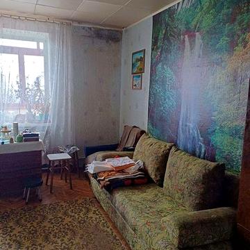 Продам 3- комнатную квартиру. Небесной Сотни Левитана. Киевский район.