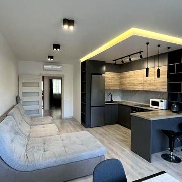 1 Новобудова + кухня студія вул.Г.Майдану 226а