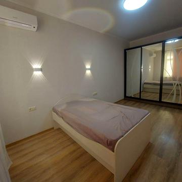 Сдам 1ком ЖК 16жемчужина/ ЦЕНТР. 3этаж. Можно питомец