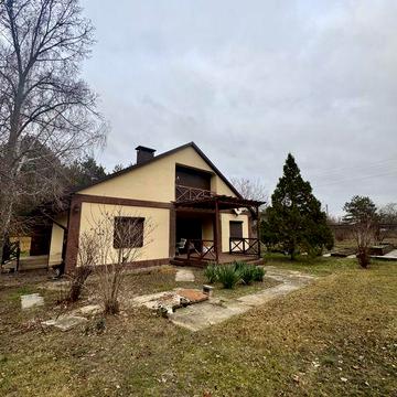 Продаж будинку з ділянкою 2 гектара лісу