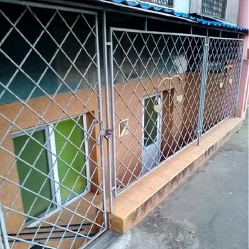 Середньофонтанська вул., 47/51