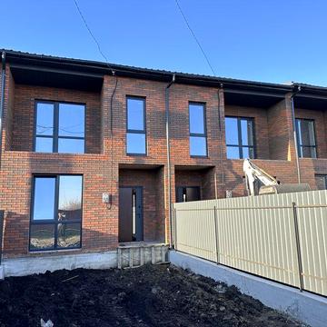 Продам Таунхаус з центральними комунікаціями