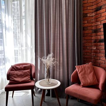 Академіка Філатова вул., 2/1