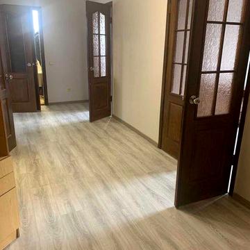 Довгострокова оренда  трьох  кімнатної квартири. Та продаж.