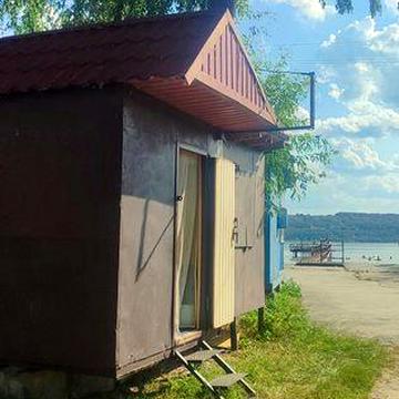 Дача на базі відпочинку"Будівельник"