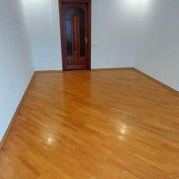 Простора квартира з індивідуальним опаленям