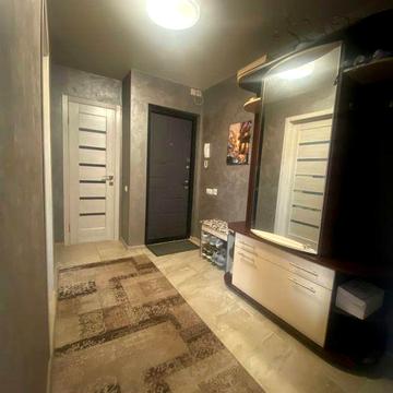 Продам 2 кімнатну квартиру в Олександрівському районі