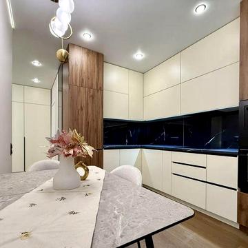 Перша здача!Шикарна квартира біля озера!