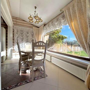 Продам дом в Новоселовке. Участок 25 сот. Солнечные панели. Бассейн.