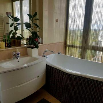 3х комн.  раскошная  квартира, пенхаус 155 кв.м. в ЖК . Центр 5 минут