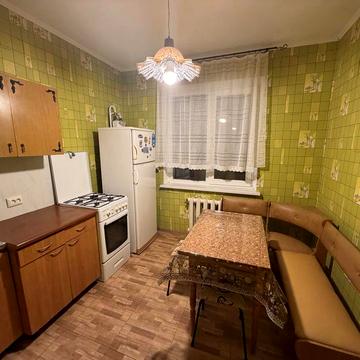 Оренда 1 кімнатної квартири, Центр, вул. Колодязна