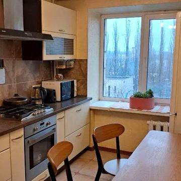 Продаж 1 кімнатна квартира Здановської вторичка