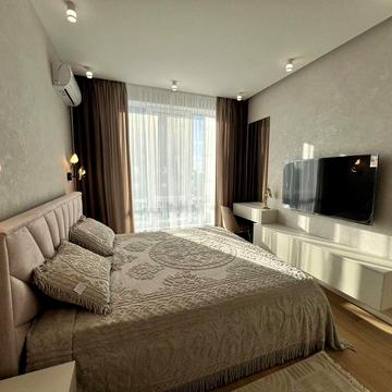 New ! ЖК  Ярославів град ! Золоті ворота ! Паркінг . Генератор . Центр