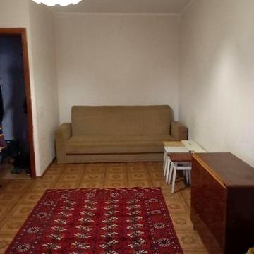 Сдам 1 квартиру. Роганский жилмассив