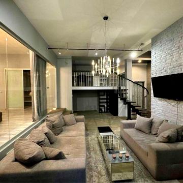 Оренда чудової квартири, Контрактова площа, Андріївський узвіз