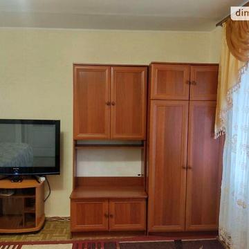 Довгострокова оренда 1к Квартира Павла Корнелюка (Станіславського) вулиця