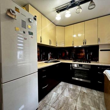 3 кім.квартира по вул.Хмельницького