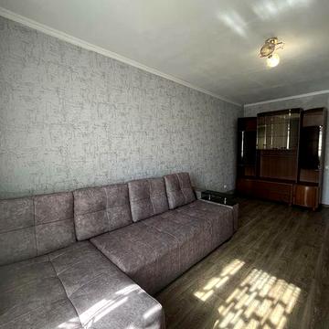 Здається в оренду 2 кімнатна квартира в центрі міста