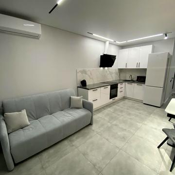 Причальна вул., 12