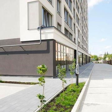 Велика двокімнатна квартира в зданому будинку ЖК Молодіжний