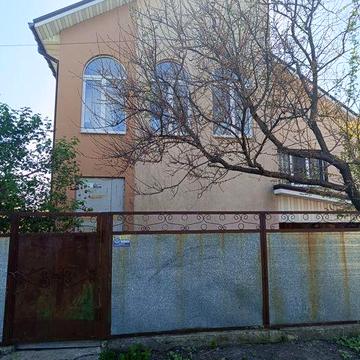 Продам будинок та літня кухня в селі Скибин.