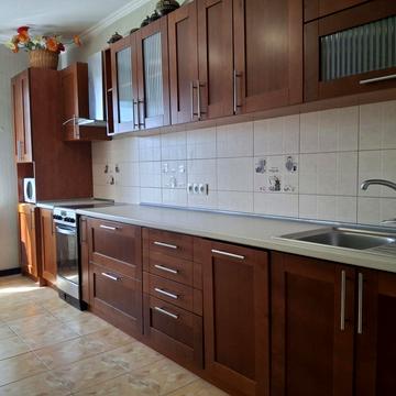 Європейського Союзу просп. (Правди), 31-А