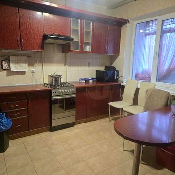 Здам от хозяина  4 комнатную квартиру на Коралева Таирова