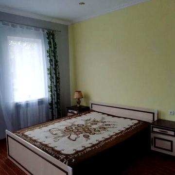 Свій будинок біля Класу Метро Хол Гора