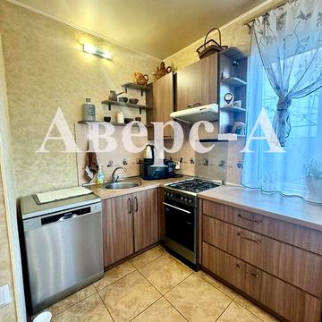 Продаж 5к Дім Дніпровська вулиця