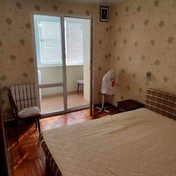 Продам 2 комнатную на Спортивной