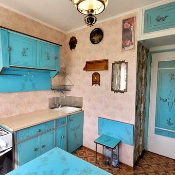 Дністровська 19. Шулявська Метро. ТРЦ "Більшовик" НАУ