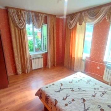 Оренда будинку на Замості