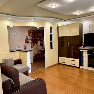 Шикарная 3-х комнатная  квартира в кирпичном доме 95 метров!