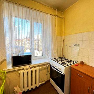 Тепла 1к, є ГАЗ, невисокі комунальні, м КПІ, Віктора Ярмоли 6/8