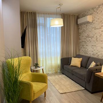 Предславинська вул., 57