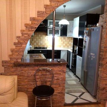 Продається 4 кімнатна квартира р - н Смирнова поруч Епіцентр не кутова