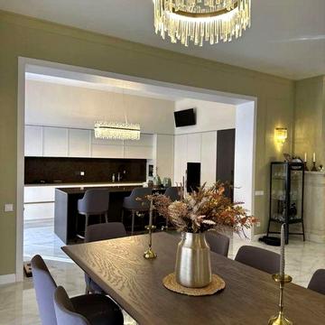 Будинок з новим дизайнерським, дуже якісним ремонтом!Газ, панелі