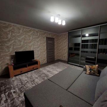 Сдам 1 комн кв,рн Ремзавода,евроремонт,свет