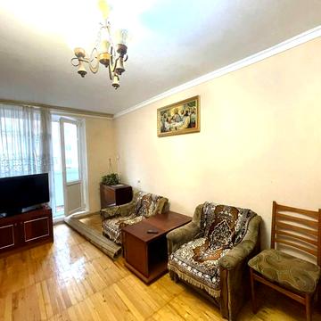 Продаж трикімнатної квартири в м. Броди