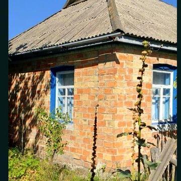 Терміново! Продам будинок в с. МИХАЙЛІВКА пічка є,2 хв.до  річки