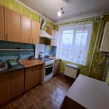 Продам 2 кімнатну квартиру біля ресторану Ча- ча